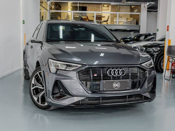 AUDI E-TRON ELÉTRICO SPORTBACK S QUATTRO